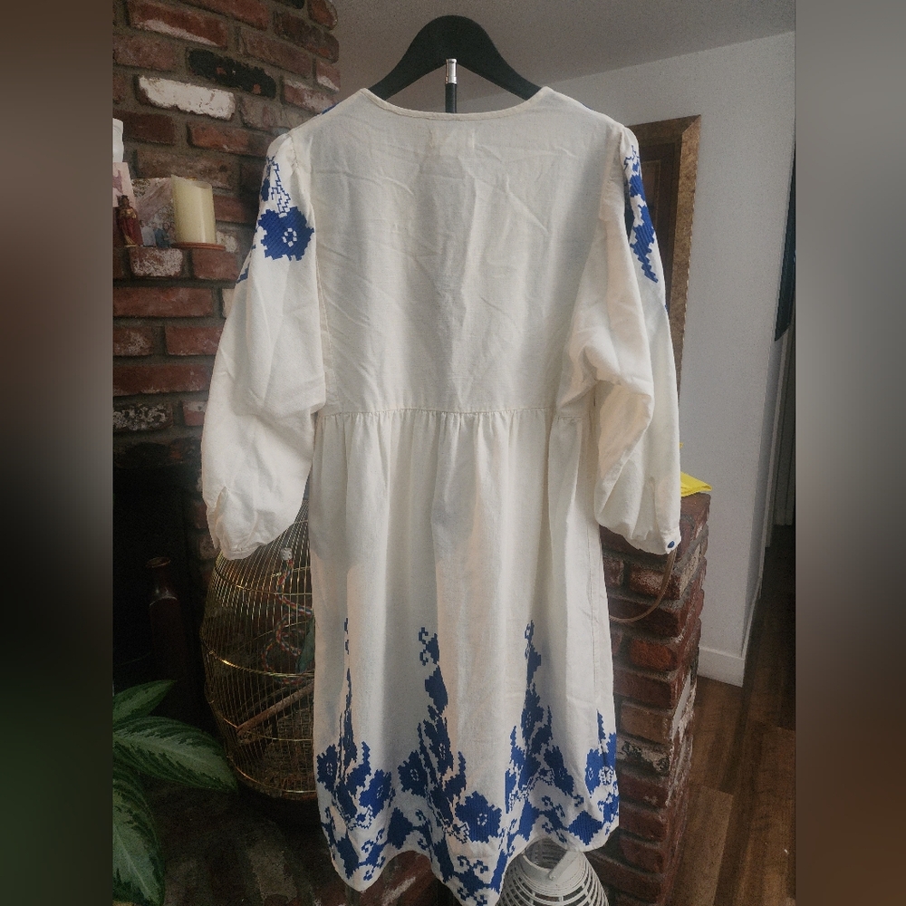 Anthropologie Velvet by Graham & Spencer Embroidered Boho Peasant Dress - Picture 5 of 10
